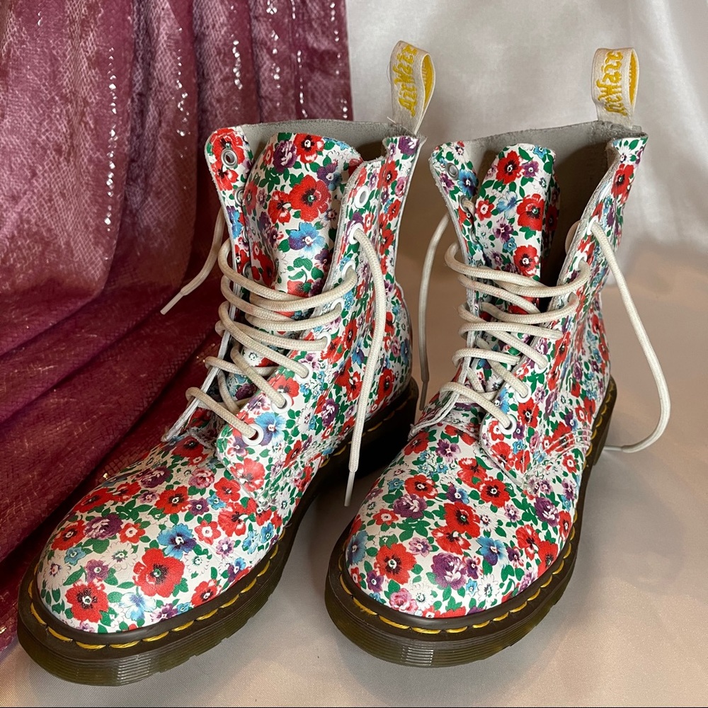 Dr. Martens combat boots